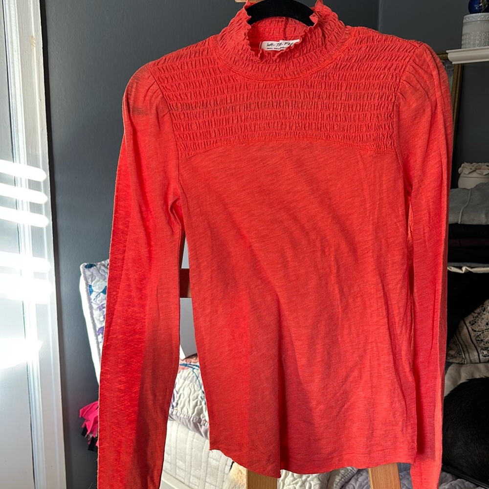 Free People long sleeve size small